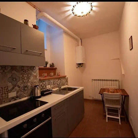 Outlander Place Apartment *